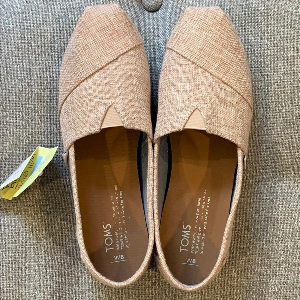 Toms